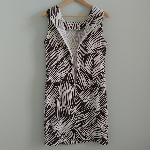 Ronnie Nicole - Picture 5 of 7